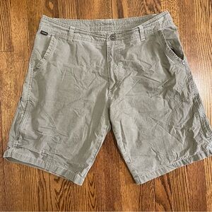 Kuhl Men's Khaki Vintage Patinadye Shorts Size 36